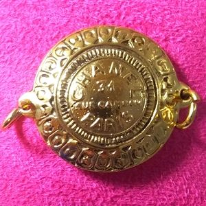 Chanel medallion